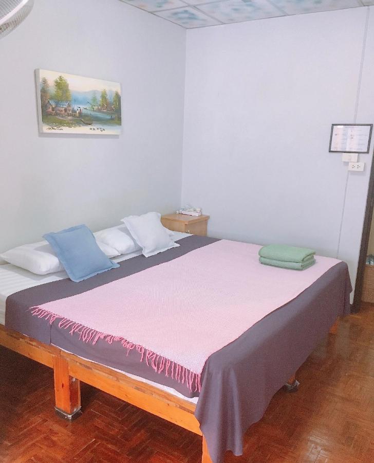 Wayside Guesthouse Чіангмай Екстер'єр фото